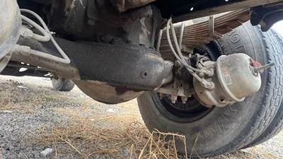 Mack CRDP92 Front Axle Housing for a 1976 Mack RS600