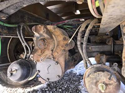 Mercedes-Benz ART400-4 Front Axle Housing for a 2018 Freightliner 114SD