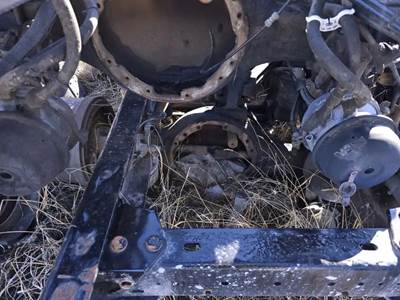 Meritor-Rockwell 20-145 Front Axle Housing for a 1997 Kenworth T800