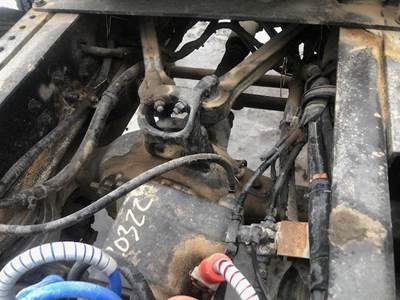 Meritor-Rockwell 40145 Front Axle Housing for a 2005 Kenworth T800