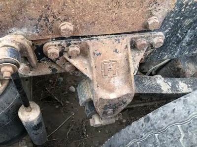 Meritor-Rockwell 40145 Front Axle Housing for a 2001 Western Star 4900