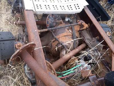 Meritor-Rockwell 46-160 Front Axle Housing for a 1994 Freightliner FLD120