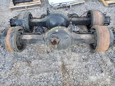 Meritor-Rockwell MT40-14X Front Axle Housing for a 2017 Kenworth T680