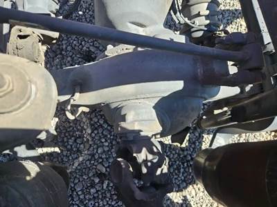 Meritor-Rockwell MT40-14X Front Axle Housing for a 2017 Kenworth T680