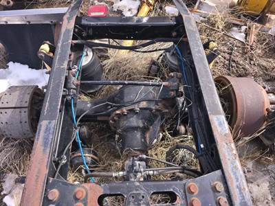 Axle Alliance ART400-4 Rear Axle Housing for a 2009 Freightliner Cascadia 125