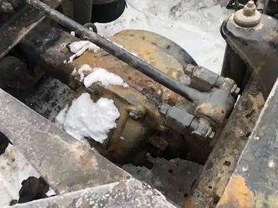 Dana RSP40 Rear Axle Housing for a 2014 Kenworth T680