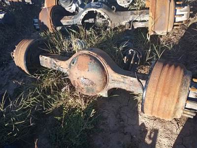 Dana RSP40 Rear Axle Housing for a 2015 Kenworth T680