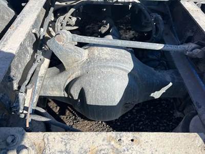 Axle Alliance ART400-4 Rear Axle Housing for a 2016 Freightliner Cascadia 125