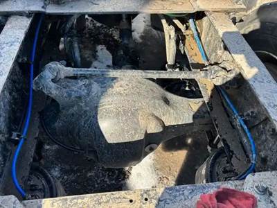 Detroit DA-RT-40.0-4 Rear Axle Housing for a 2021 Freightliner Cascadia 126