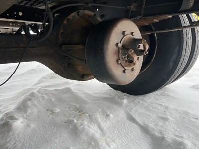 Eaton 17060S Rear Axle Housing for a 2008 International 4300