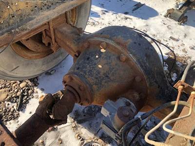 Eaton 17202 Rear Axle Housing for a 1982 International S Series 1954