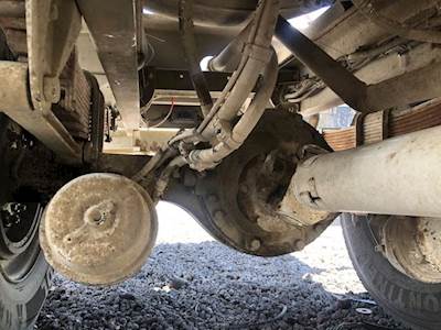 Eaton 22060 Rear Axle Housing for a 2016 Peterbilt 337