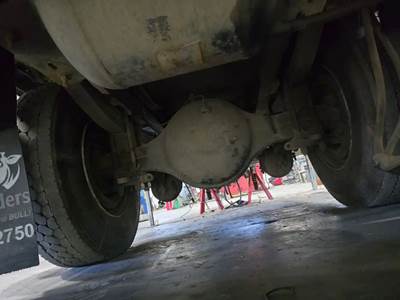 Eaton 23080S Rear Axle Housing for a 2002 Peterbilt 330