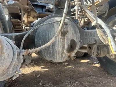 Eaton RD404 Rear Axle Housing for a 1996 Western Star 4900