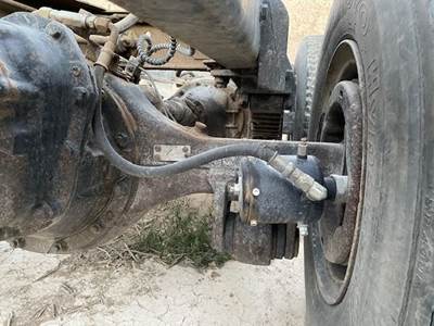 Eaton RS341 Rear Axle Housing for a 1991 Ford F800