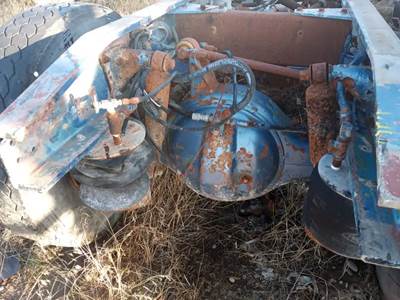 Eaton RS400 Rear Axle Housing for a 1981 Peterbilt 359