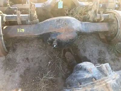 Eaton RS404 Rear Axle Housing for a 1999 International 9100I