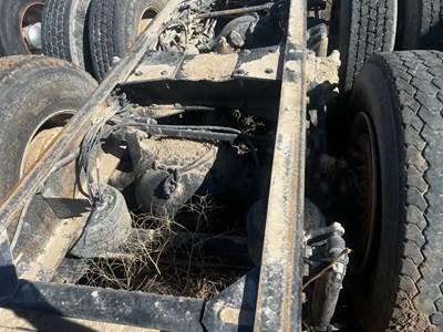 Eaton RSP40 Rear Axle Housing for a 2012 Peterbilt 384