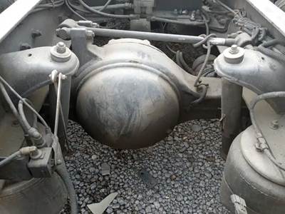 Eaton RSP40 Rear Axle Housing for a 2012 Kenworth T700