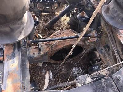 Eaton RSP40 Rear Axle Housing for a 2013 Kenworth T660