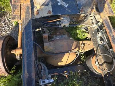 Eaton RSP40 Rear Axle Housing for a 2006 Kenworth T600