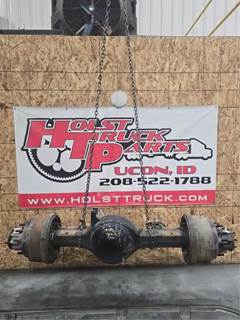 Eaton RSP40 Rear Axle Housing for a 2005 Peterbilt 379