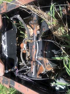 Meritor-Rockwell 20-145 Rear Axle Housing for a 1995 Kenworth T600