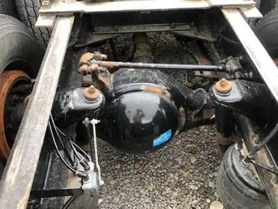 Meritor-Rockwell 20-14X Rear Axle Housing for a 2017 Kenworth T680