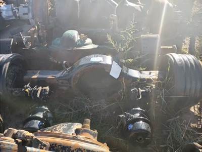 Meritor-Rockwell 20-14X Rear Axle Housing for a 2019 Peterbilt 567