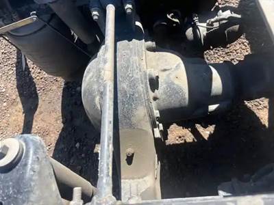 Meritor-Rockwell 20-14X Rear Axle Housing for a 2017 Peterbilt 579