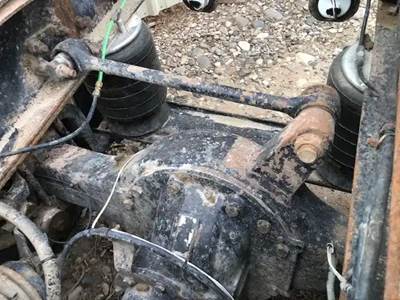 Meritor-Rockwell 20145R Rear Axle Housing for a 2001 Western Star 4900