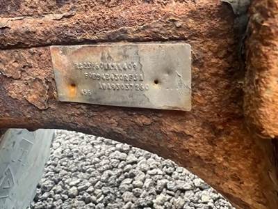 Meritor-Rockwell 23160 Rear Axle Housing for a 1994 Ford L8000