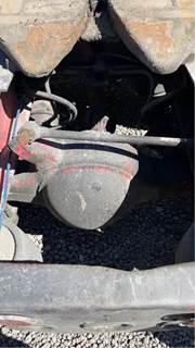 Meritor-Rockwell 40-145 Rear Axle Housing for a 2001 Freightliner C120