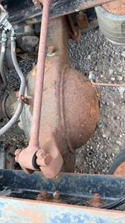 Meritor-Rockwell 40-145 Rear Axle Housing for a 1996 Freightliner FLD120
