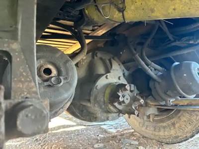 Meritor-Rockwell MS19-14X Rear Axle Housing for a 2016 International DuraStar 4300