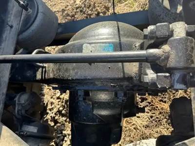 Meritor-Rockwell MT40-14X Rear Axle Housing for a 2019 Peterbilt 579