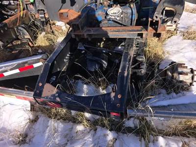 Meritor-Rockwell MT40-14X Rear Axle Housing for a 2013 Volvo VNL