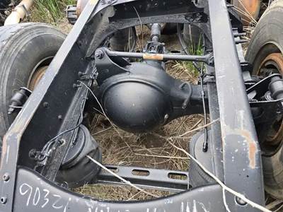 Meritor-Rockwell MT40-14X Rear Axle Housing for a 2014 Volvo VNM