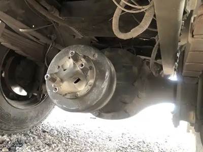 Meritor-Rockwell Rear Axle Housing for a 2007 Freightliner M2 106