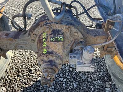 Meritor-Rockwell RS17-220 Rear Axle Housing for a 1989 Ford F700