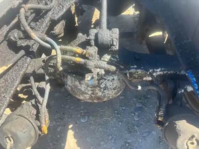 Meritor-Rockwell SSHD Rear Axle Housing for a 1977 Western Star 4900