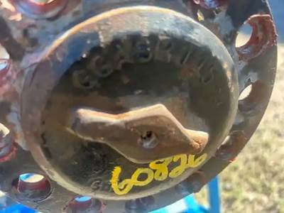 Dana-Spicer G175T Axle Shaft for a 1988 FMC F3000SP
