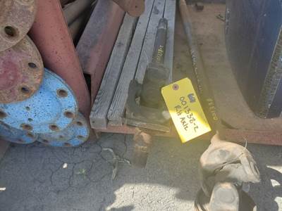 Ford DANA SUPER 60 Axle Shaft for a Ford F550 Super Duty