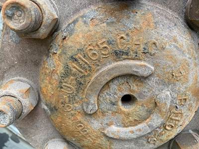 Meritor-Rockwell 46-160 Axle Shaft for a 2003 Volvo WXR