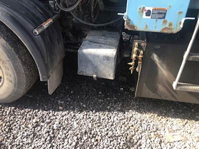 American LaFrance Condor Battery Box for a 2010 American La France CONDOR