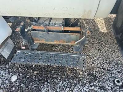 Ford F-650 Battery Box