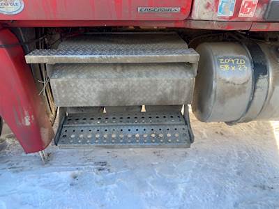 Freightliner Cascadia 125 Battery Box