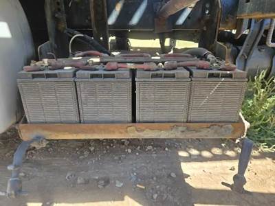 Freightliner Columbia 120 Battery Box