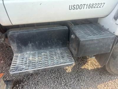 GMC C7500 Battery Box