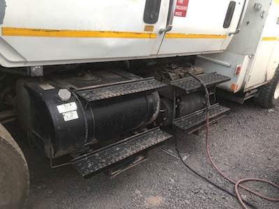 International 7400 Battery Box